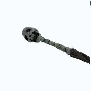 Reptile Skull Decor - Black